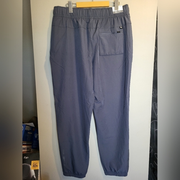 NEW- Gaiam Gray Jogger Pants, Size Large - Picture 3 of 7